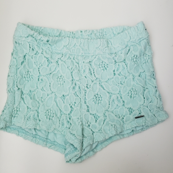 High waisted hollister lace shorts - Picture 1 of 1